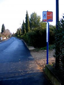 Guzargues : arrêt de bus